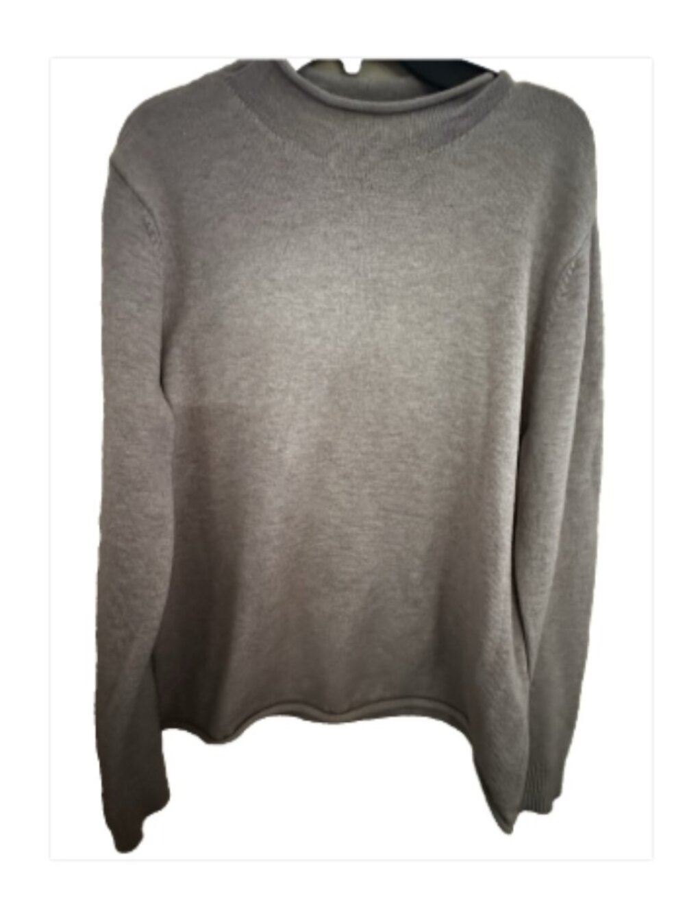 ✨ Cyrus New York Gray Lightweight Sweater Size M NWT 🏷️